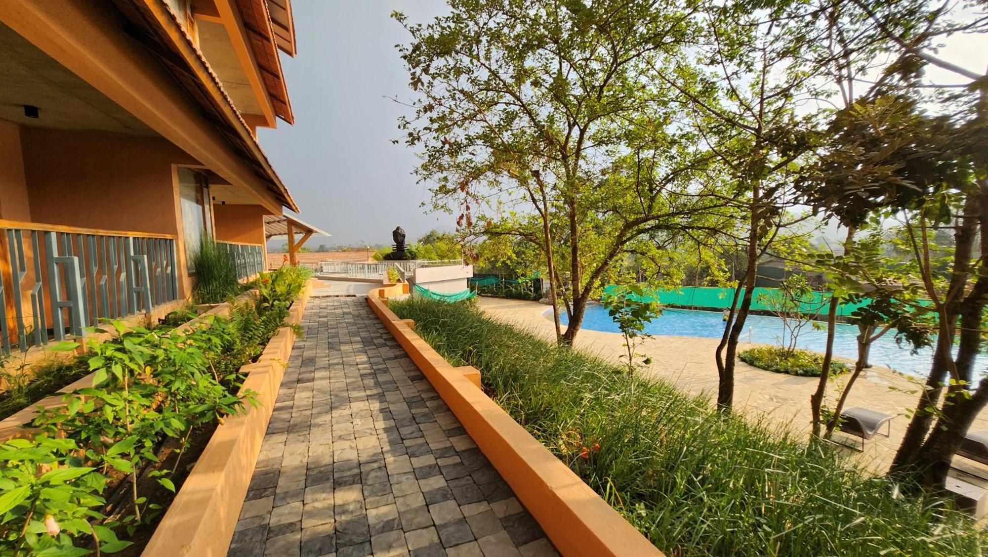 The Foresta Resort ,Mulshi Paud Exteriér fotografie
